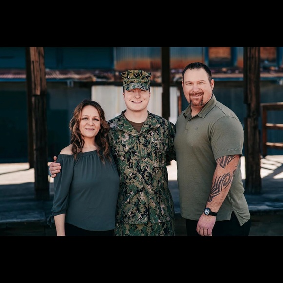 Meet your Posher, Yolan - Picture 10 of 16